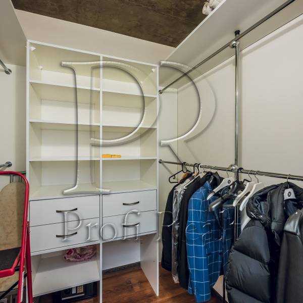 Продажа 3-комнатной квартиры 81 м², Пожарского ул., 16Б