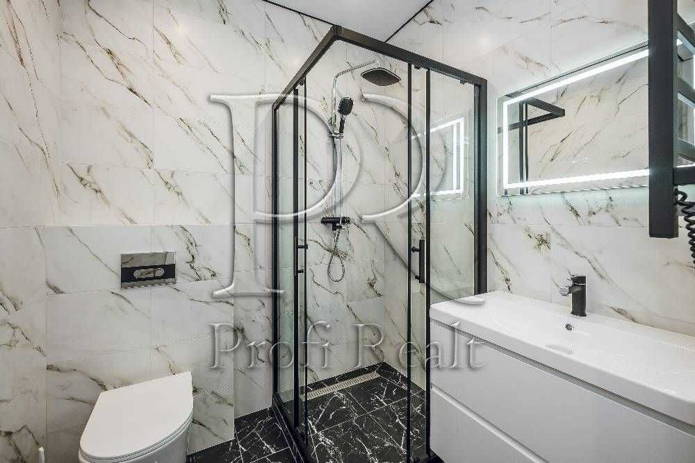 Продажа 1-комнатной квартиры 43 м², Академика Глушкова просп., 1 ПАВ 5