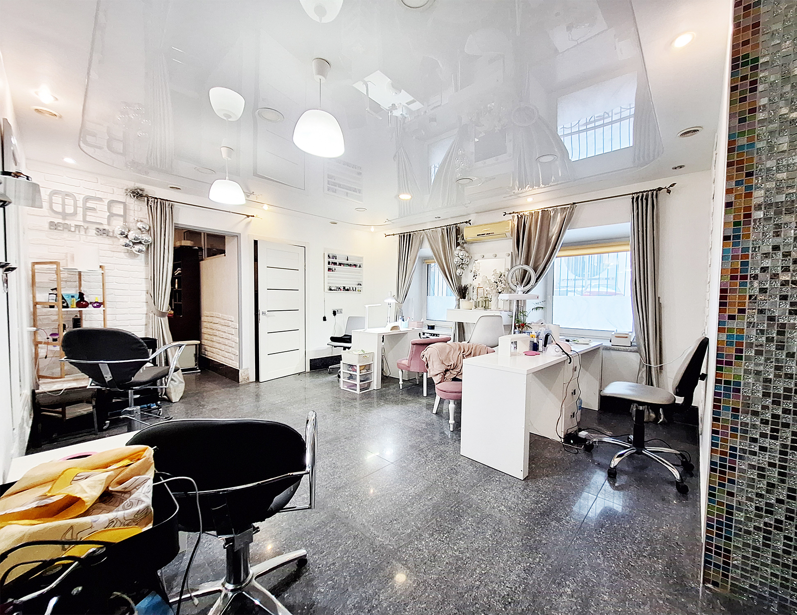 Продажа салона красоты 58 м², Ильинская ул., 10