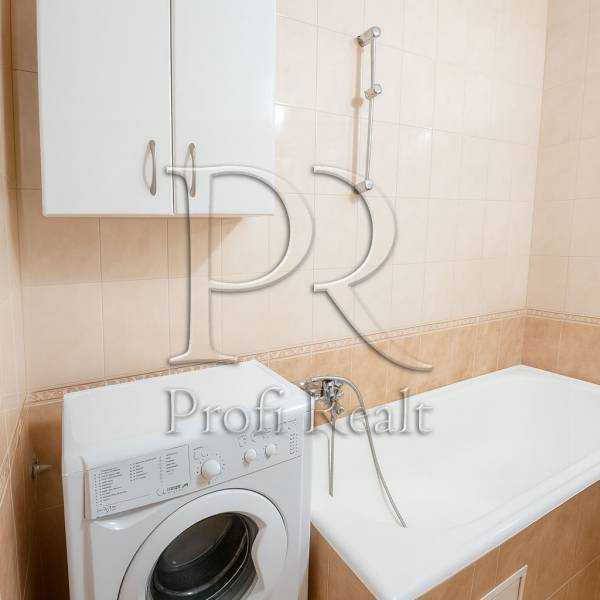 Продажа 1-комнатной квартиры 51 м², Кубанской Украины ул., 31А