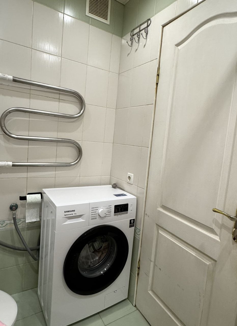 Продажа 2-комнатной квартиры 50 м², Славы бул.