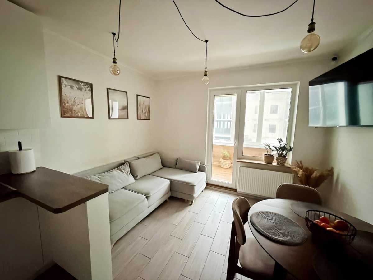 Продажа 2-комнатной квартиры 71 м², Балтийский пер., 5