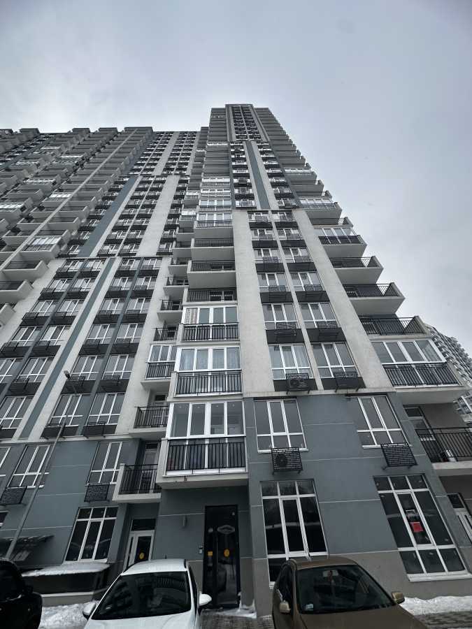 Продажа 1-комнатной квартиры 41 м², Академика Глушкова просп., 42