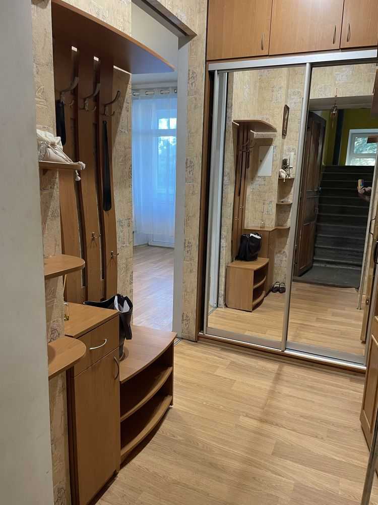 Продаж 1-кімнатної квартири 35 м², Тітова вул., 1