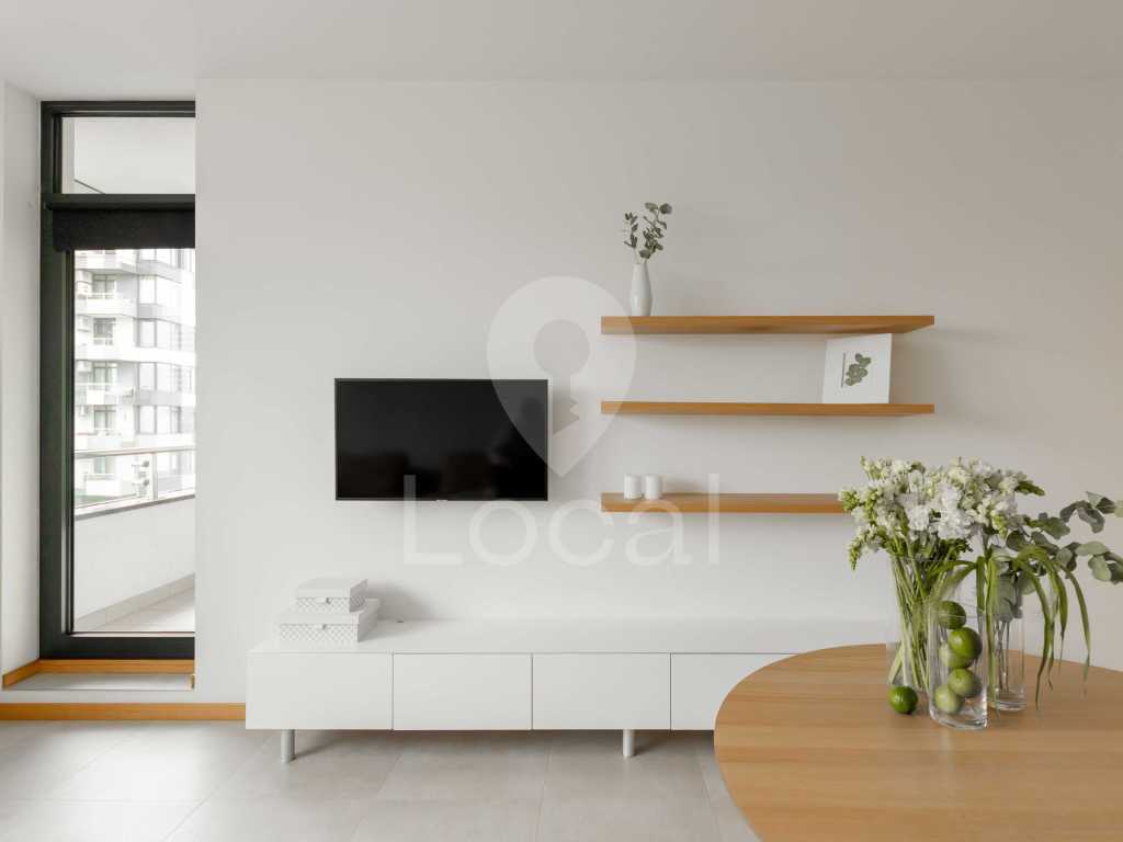 Продажа 1-комнатной квартиры 55 м², Деловая ул., 1/2