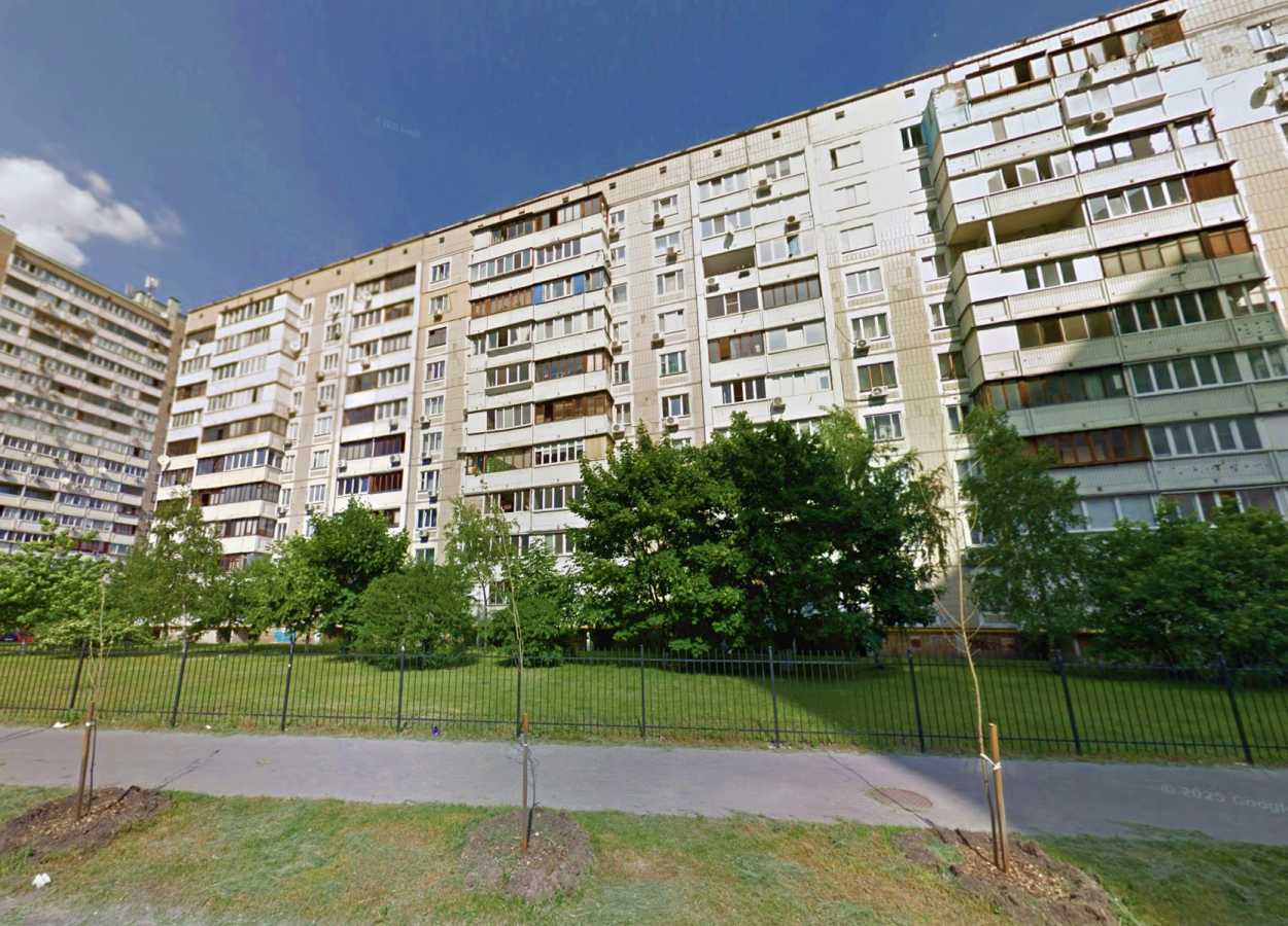 Продажа 3-комнатной квартиры 98.6 м², Бориса Гмыри ул., 5