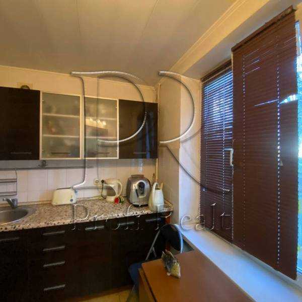 Продаж 3-кімнатної квартири 52 м², Берестейский, 79