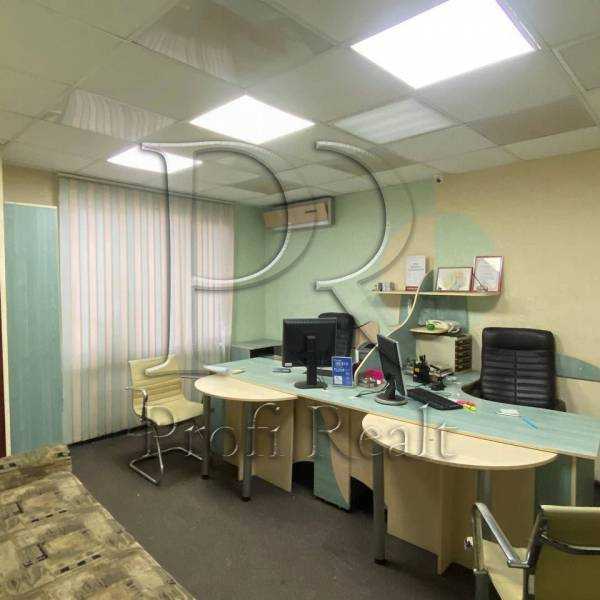 Продаж 3-кімнатної квартири 52 м², Берестейский, 79