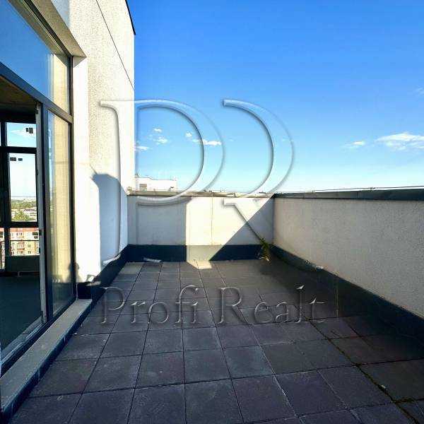 Продажа 1-комнатной квартиры 45 м², Салютная ул., 2