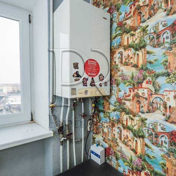 Продаж 1-кімнатної квартири 34 м², Володимирська вул., 2