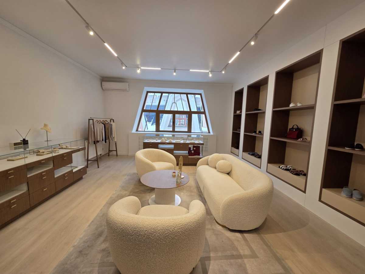 Продажа 4-комнатной квартиры 167 м², Воздвиженская ул., 20