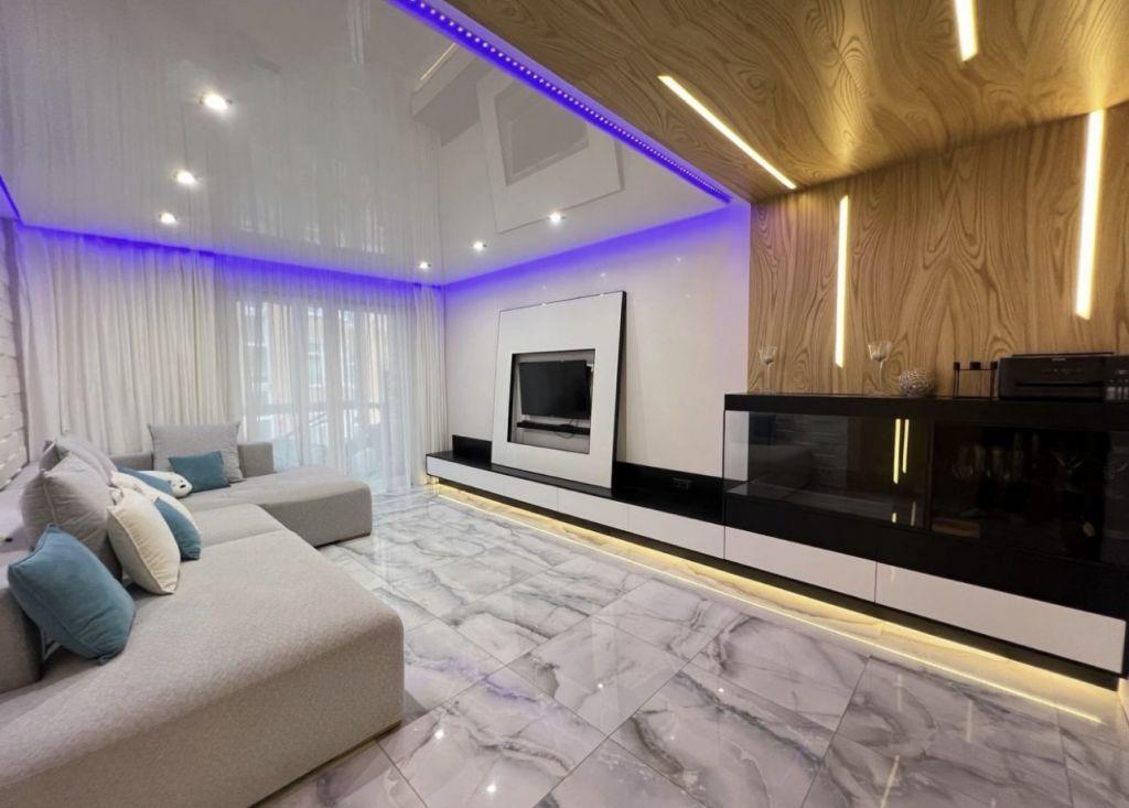 Продажа 4-комнатной квартиры 90 м², Соборности ул., 30А К2