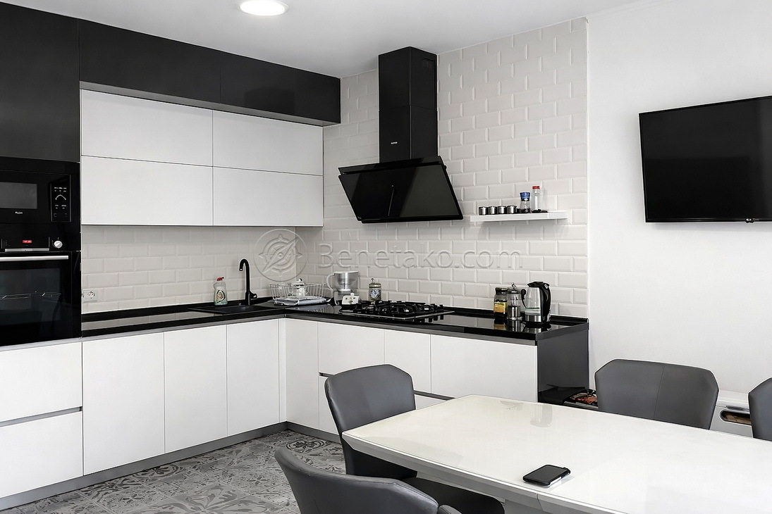 Аренда дома 100 м², Костанди ул.