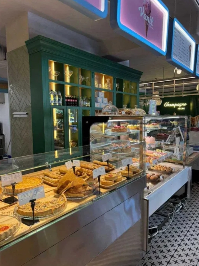 Аренда другого торгового помещения 216 м², Академика Королева ул.