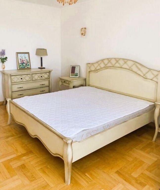 Продажа 3-комнатной квартиры 74 м², Соборности ул., 77А