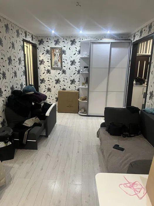 Продажа 3-комнатной квартиры 56 м², Соборности ул.