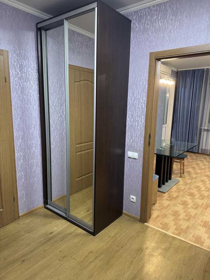 Продажа 3-комнатной квартиры 92 м², Науки просп., 54Б