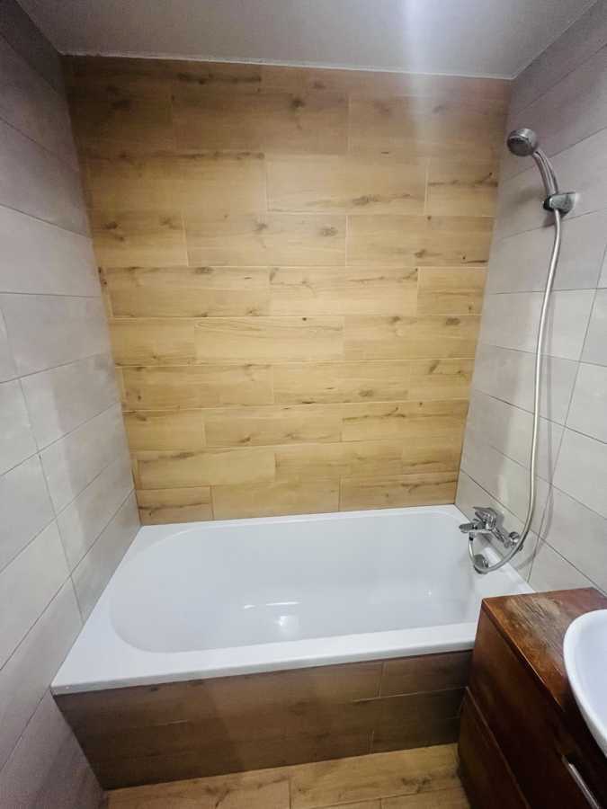 Продажа 1-комнатной квартиры 36 м², Центральна, 1