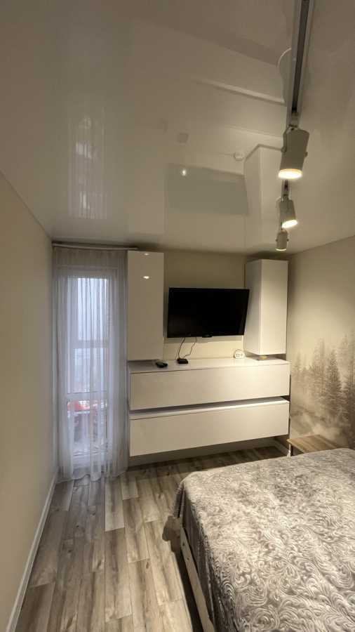 Продажа 1-комнатной квартиры 36 м², Центральна, 1