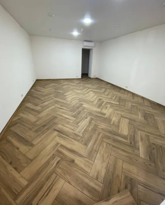 Аренда торгового помещения 35 м², Соборная пл.