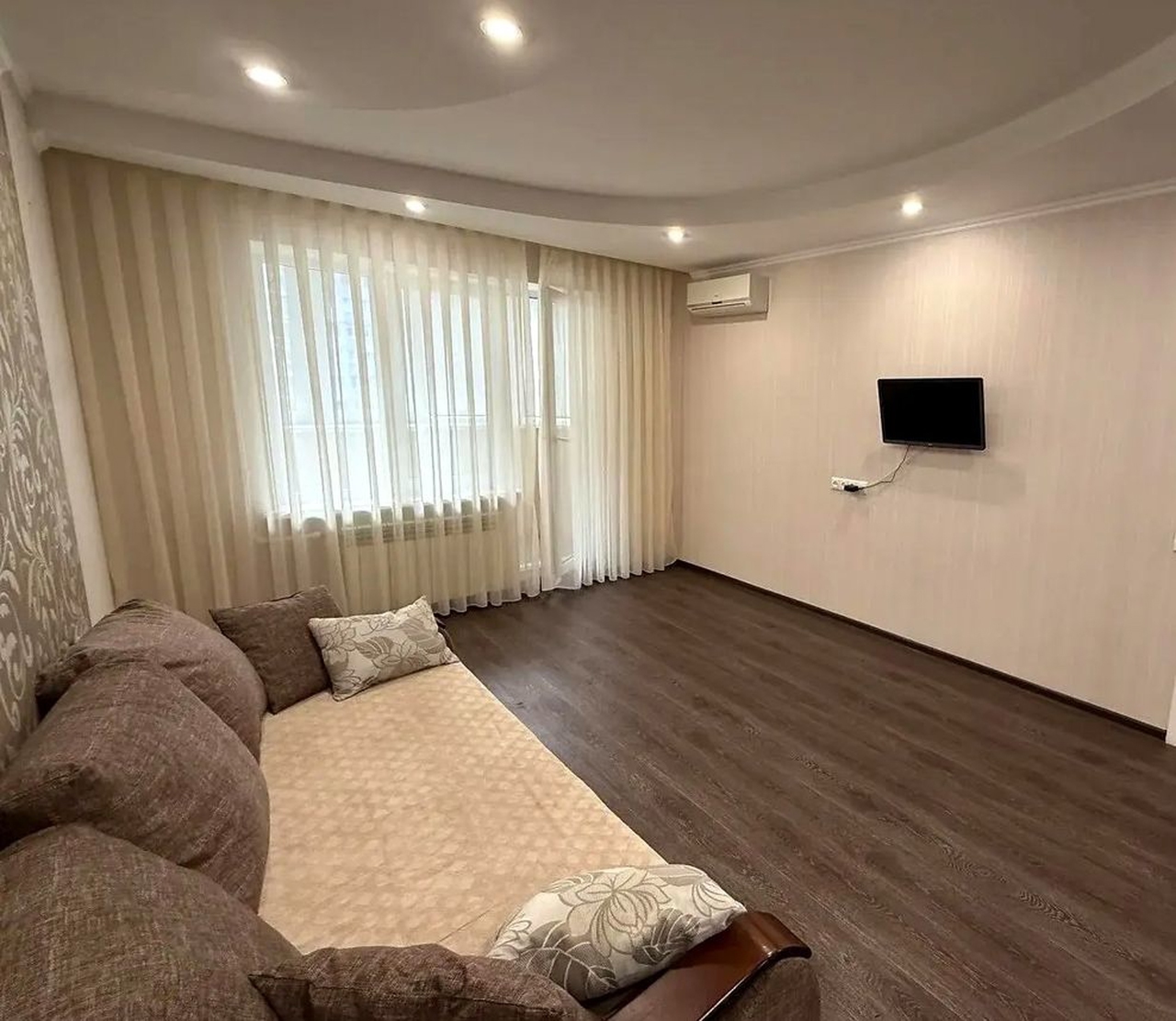 Продажа 1-комнатной квартиры 38 м², Донецкое шоссе, 1