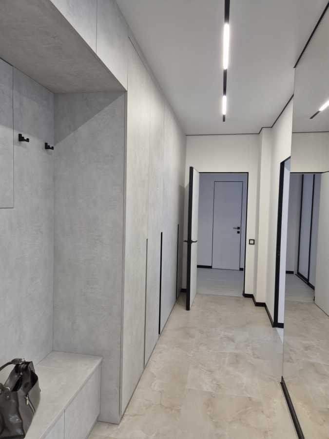 Оренда 3-кімнатної квартири 85 м², Шолуденка вул., 30