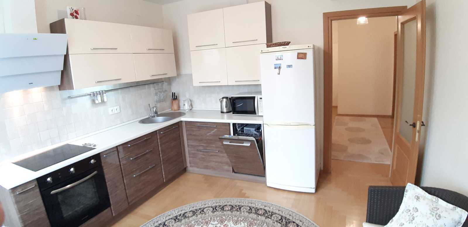 Оренда 2-кімнатної квартири 80 м², Ломоносова вул., 73Г