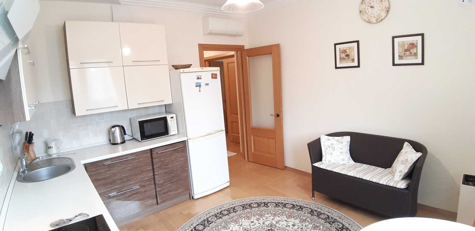 Оренда 2-кімнатної квартири 80 м², Ломоносова вул., 73Г