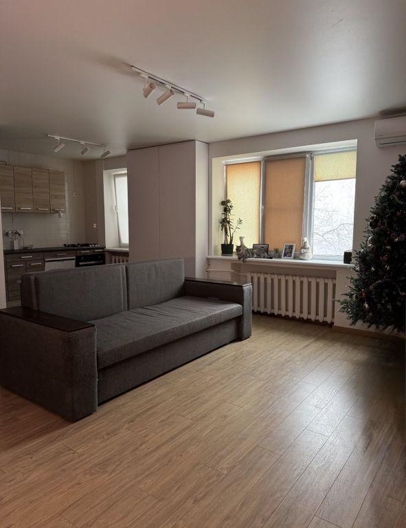 Продаж 2-кімнатної квартири 50 м², Віктора Андрієвського вул., 29