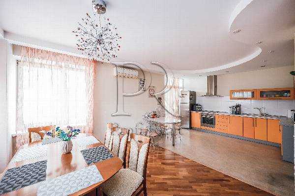 Продажа 3-комнатной квартиры 109 м², Никольско-Слободская ул., 6