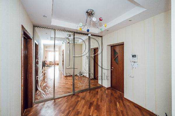 Продажа 3-комнатной квартиры 109 м², Никольско-Слободская ул., 6