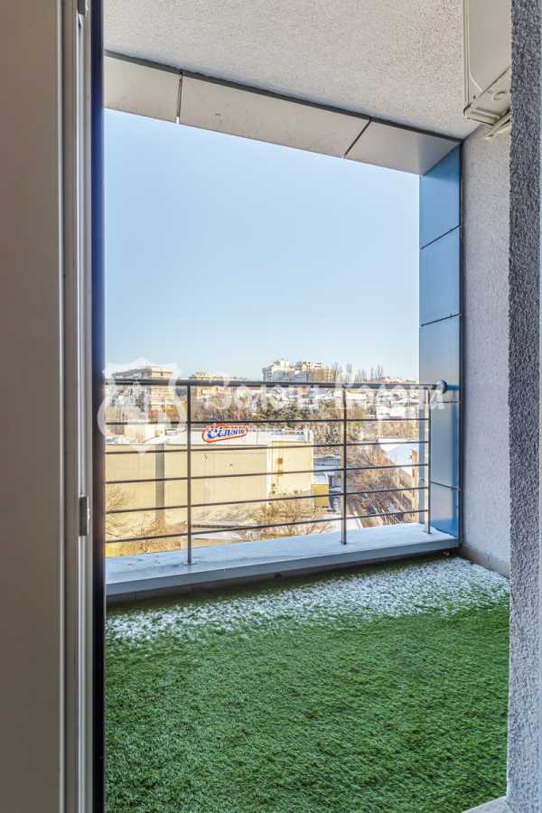 Продажа 2-комнатной квартиры 69.8 м², Джона Маккейна ул., 7