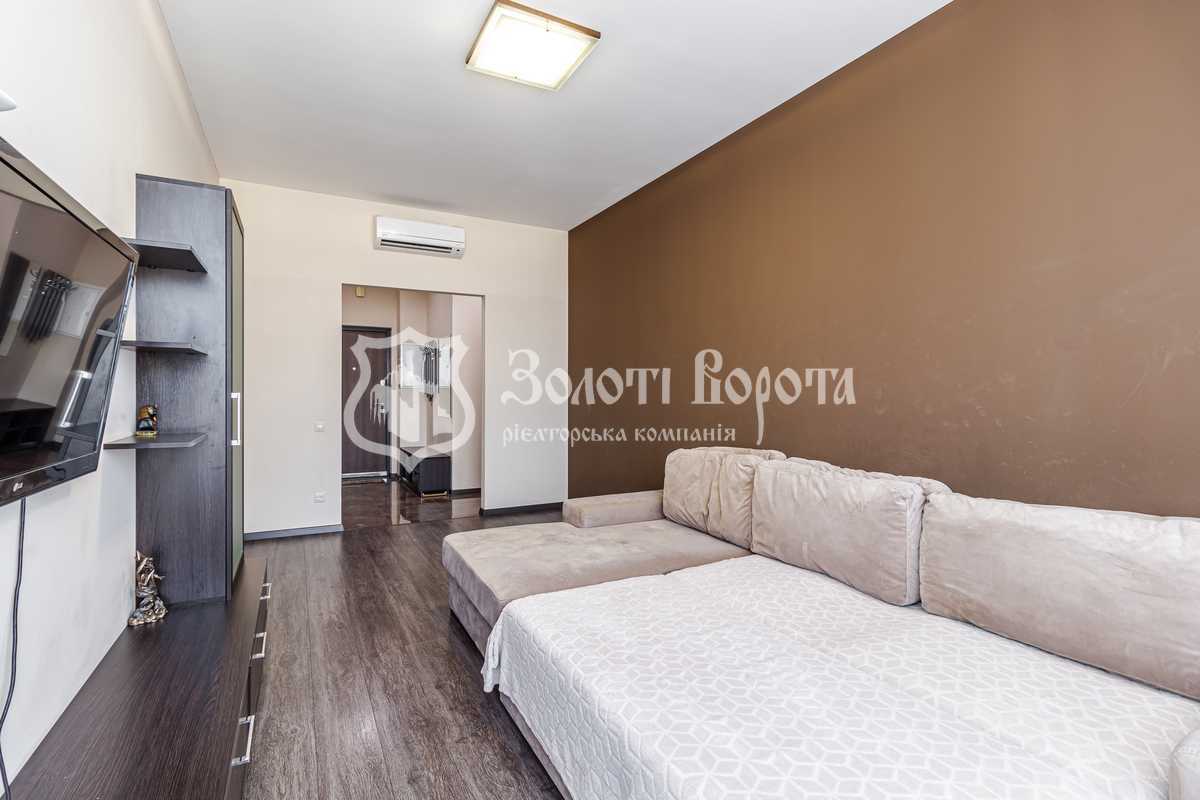 Продажа 2-комнатной квартиры 69.8 м², Джона Маккейна ул., 7