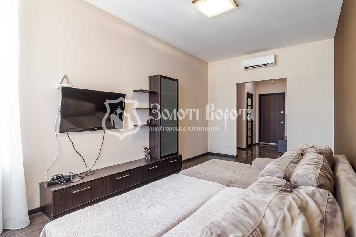 Продажа 2-комнатной квартиры 69.8 м², Джона Маккейна ул., 7