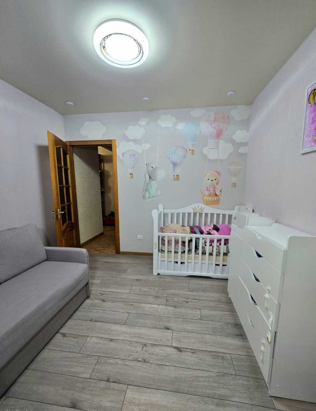 Продажа 3-комнатной квартиры 68 м², Александрийская ул.