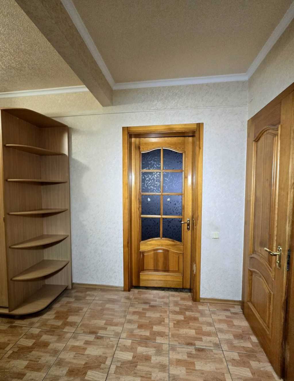Продажа 3-комнатной квартиры 68 м², Александрийская ул.