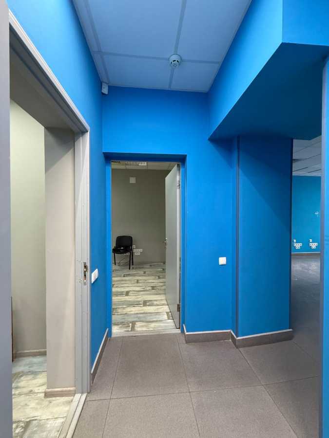 Оренда офісу 90 м², Освіти вул., 10/2