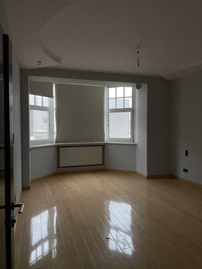 Продажа 4-комнатной квартиры 171.5 м², Ірининська, 5/24