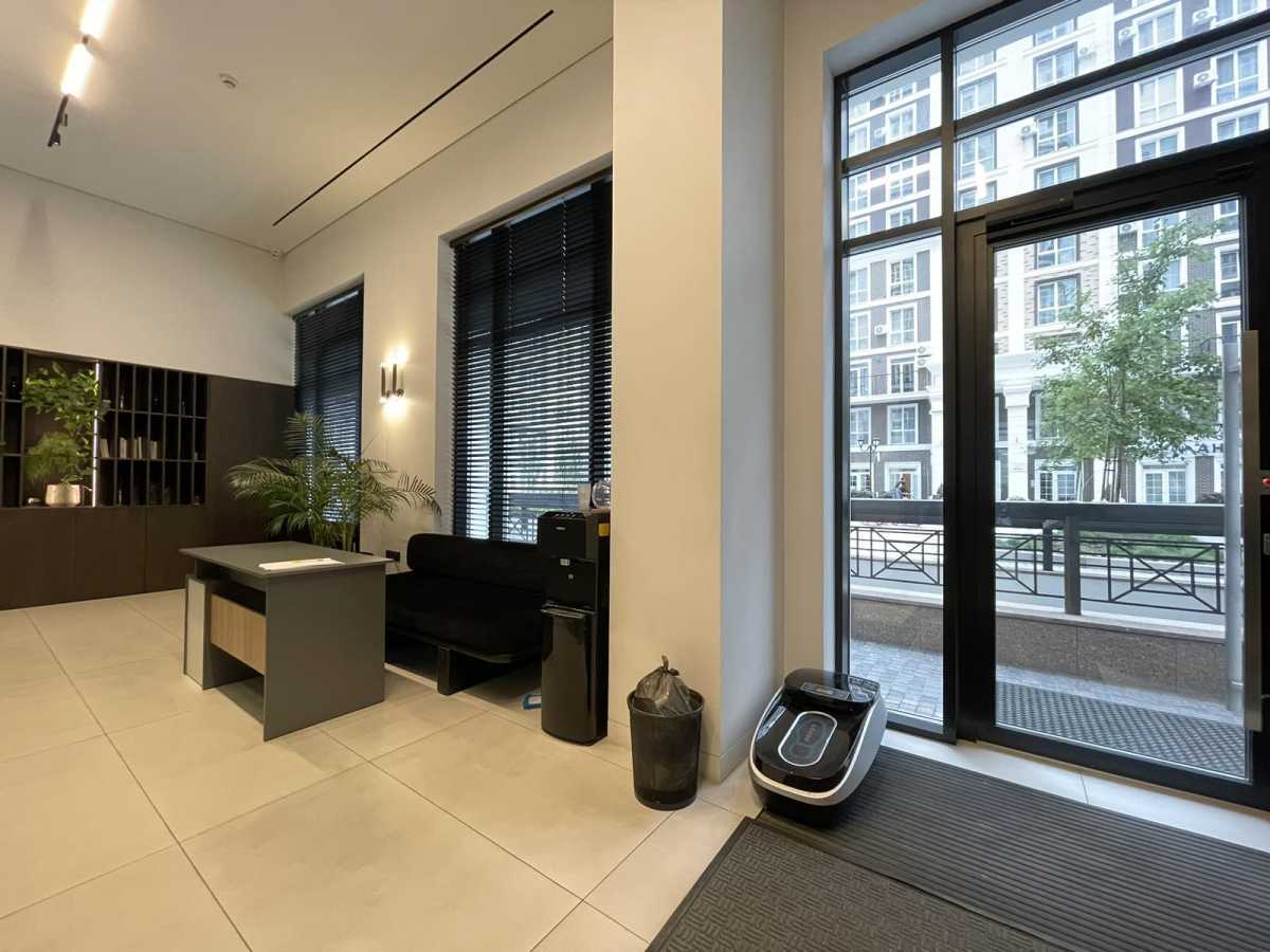 Продажа другого торгового помещения 268 м², Михаила Максимовича ул., 28