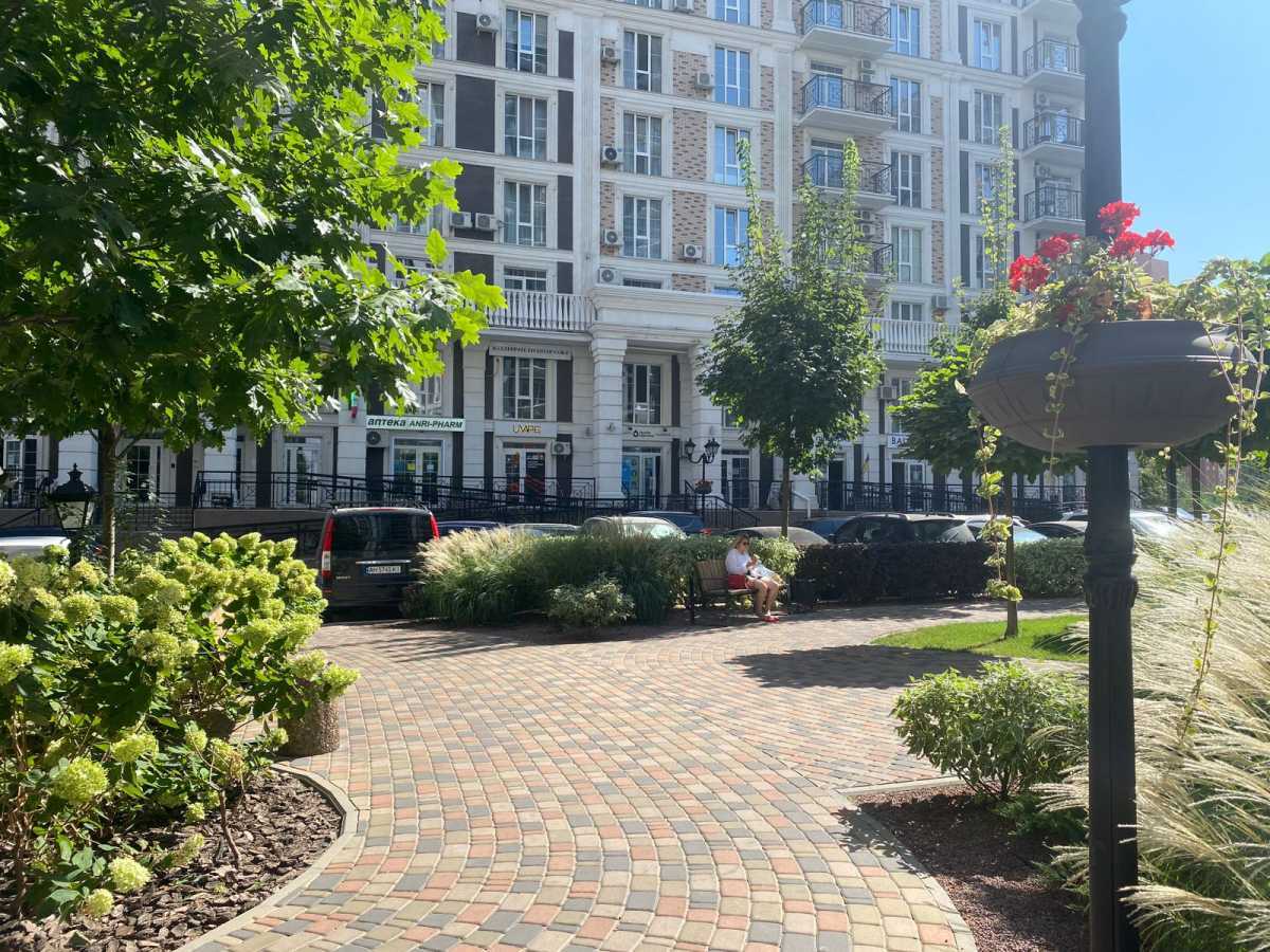 Продажа другого торгового помещения 268 м², Михаила Максимовича ул., 28