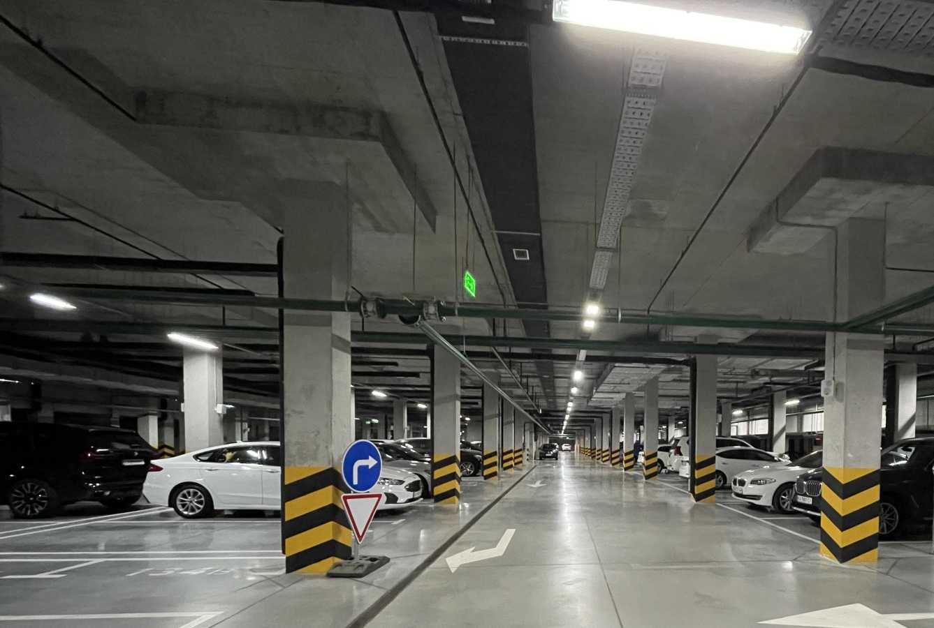 Продажа другого торгового помещения 42 м², Михаила Максимовича ул., 26