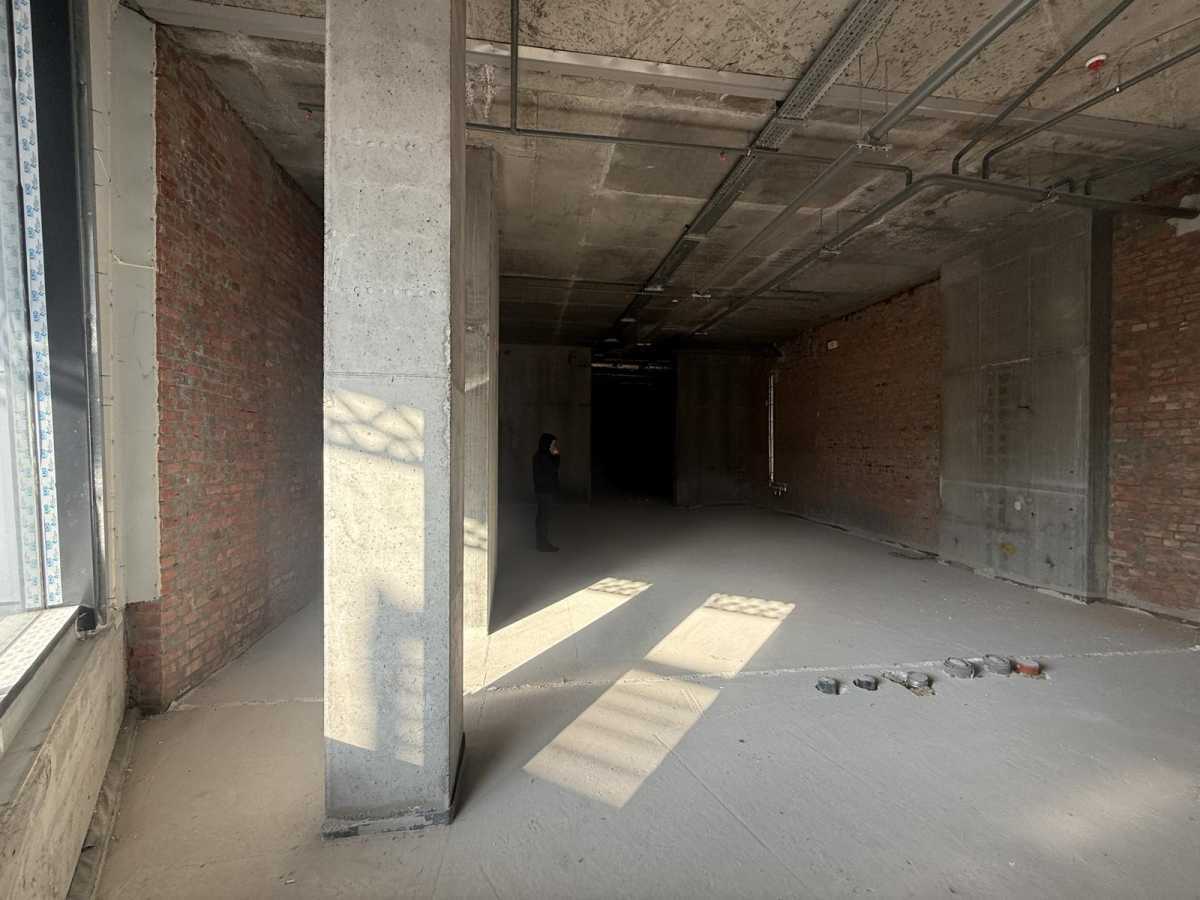 Продажа другого торгового помещения 170 м², Берестейський, 11