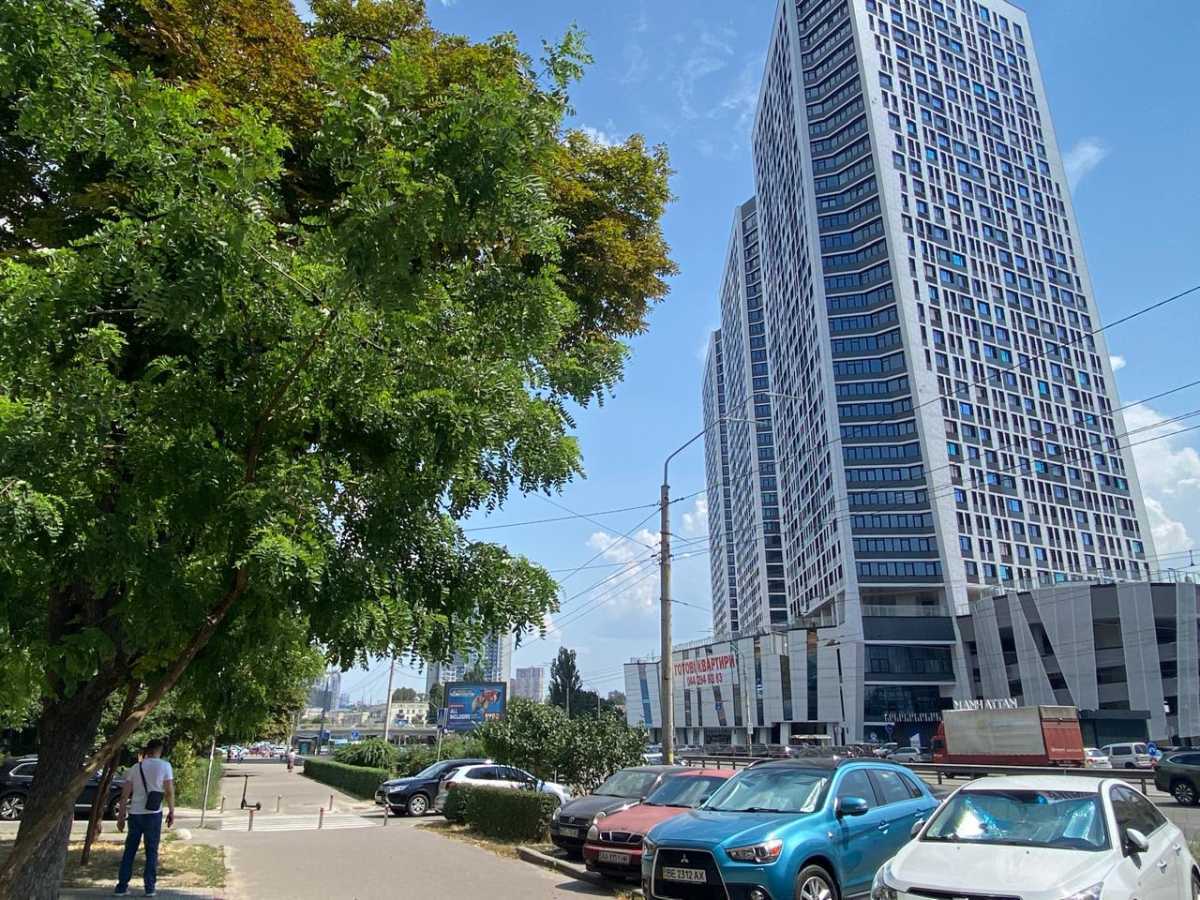 Продажа другого торгового помещения 170 м², Берестейський, 11