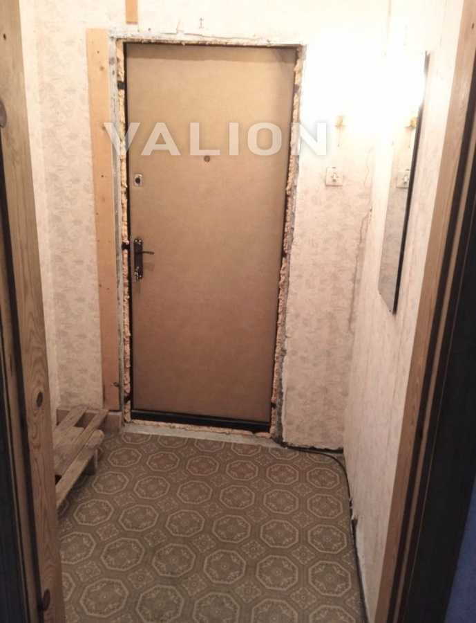 Продаж 3-кімнатної квартири 78.7 м², Срібнокільська вул., 8