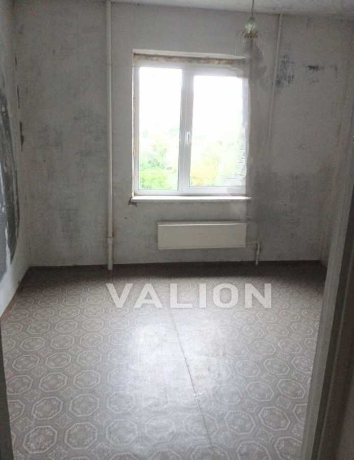 Продаж 3-кімнатної квартири 78.7 м², Срібнокільська вул., 8