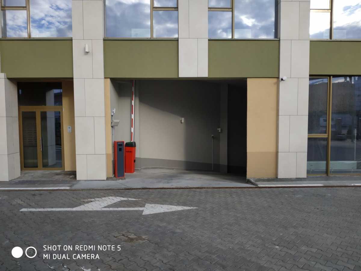 Продажа машиноместа 13 м², Берестейский, 67