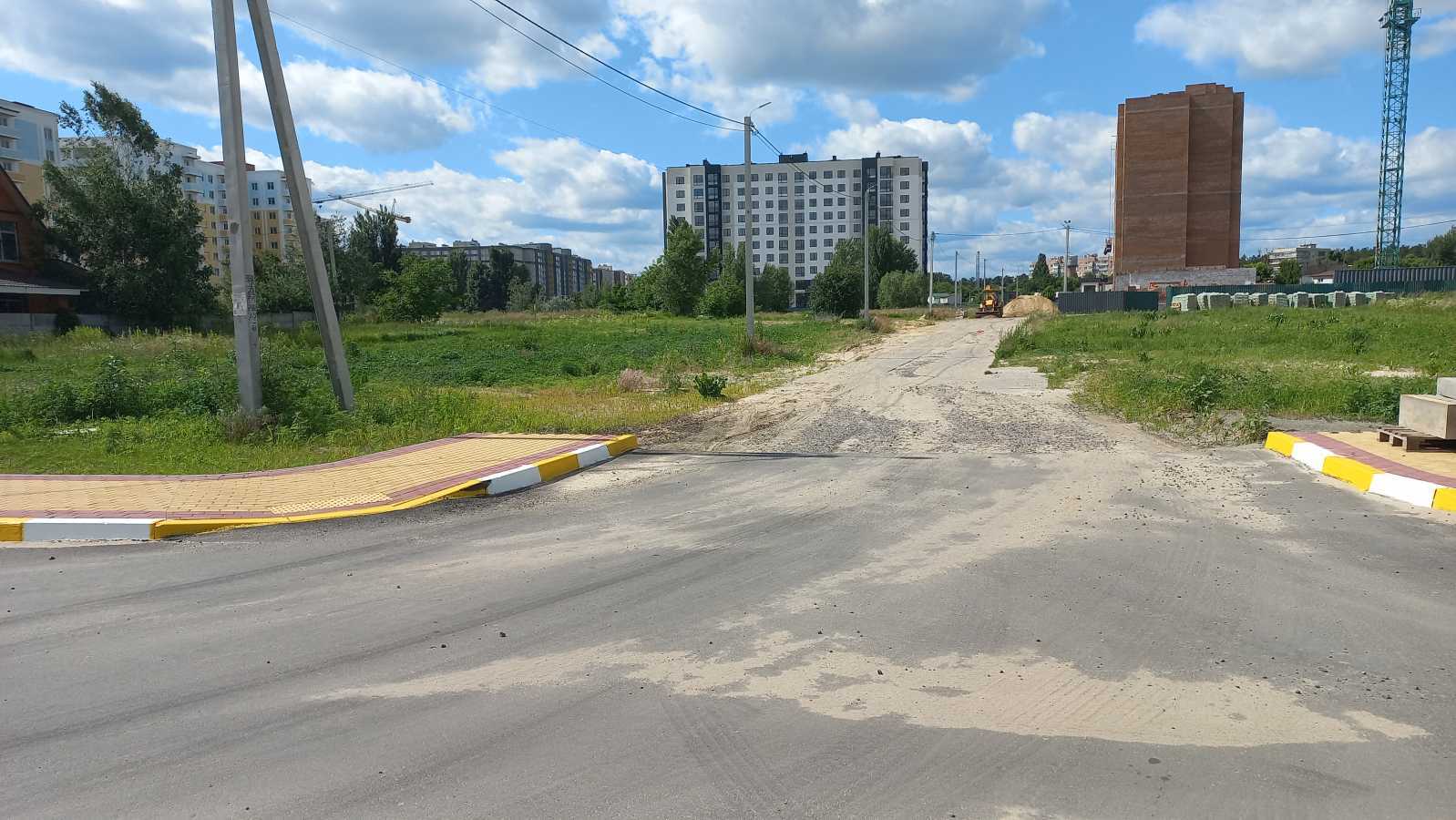 Продажа участка под индивидуальное жилое строительство 15 соток, Яблунская ул.