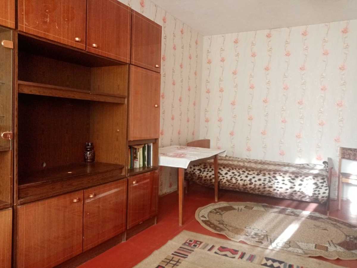 Продаж 2-кімнатної квартири 52 м², Каштанова вул., 3