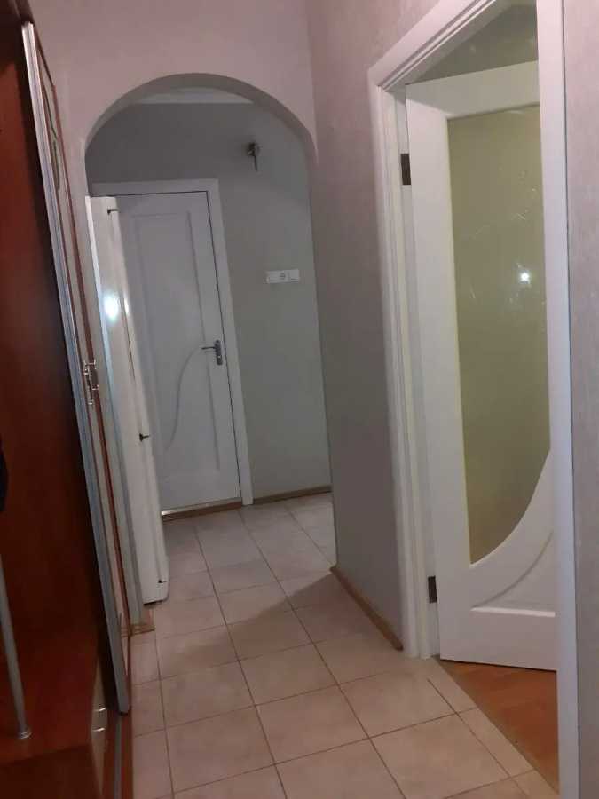 Оренда 2-кімнатної квартири 56 м², Квітневий пров., 1Б