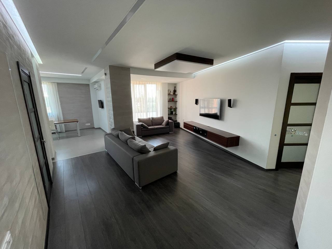 Аренда 4-комнатной квартиры 165 м², Гагарина просп.